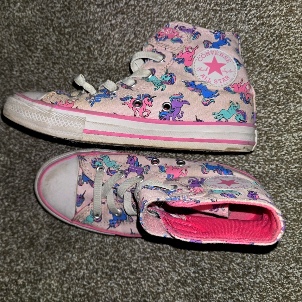 Converse, Youth Size 2, Pink Unicorn